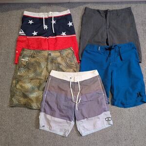 Lot Of 5 Men's Shorts Size 32. Quicksilver, Hurley, Billabong, True Religion